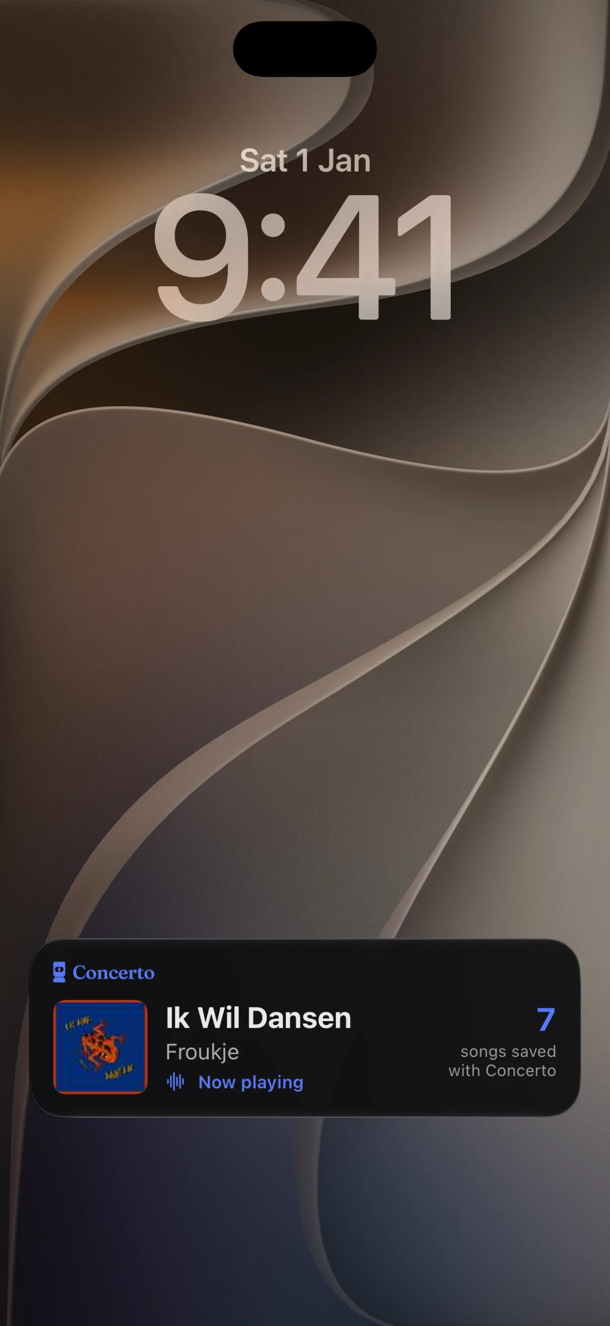 An iPhone Lock Screen. At the bottom is the Concerto Live Activity: the cover of Ik Wil Dansen, the title, Froukje, Now playing, and 7 songs saved with Concerto.